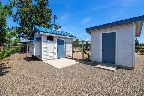 Tiny photo for 67480 Cloverdale Road, Bend, OR 97703 (MLS # 220223667)