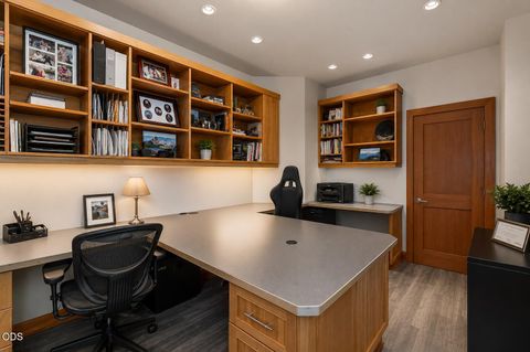 Tiny photo for 67480 Cloverdale Road, Bend, OR 97703 (MLS # 220223667)