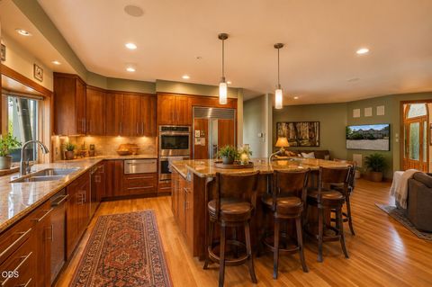 Tiny photo for 67480 Cloverdale Road, Bend, OR 97703 (MLS # 220223667)