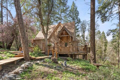 Tiny photo for 1584 Yale Creek Road, Jacksonville, OR 97530 (MLS # 220212269)