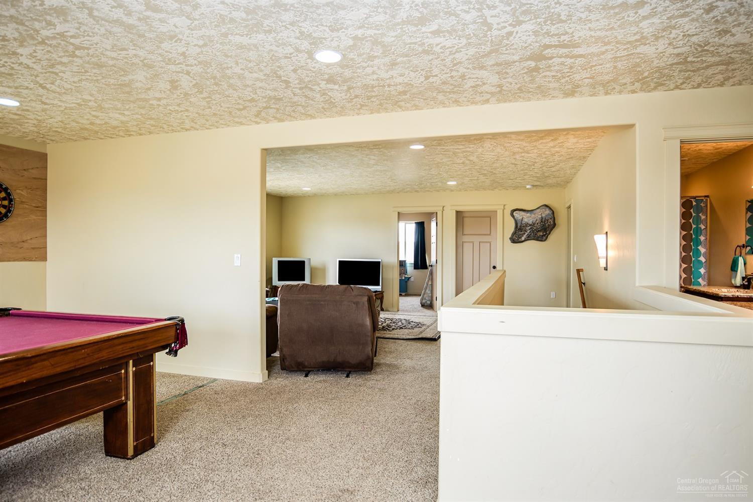 Ni Lah Sha Village - Residential