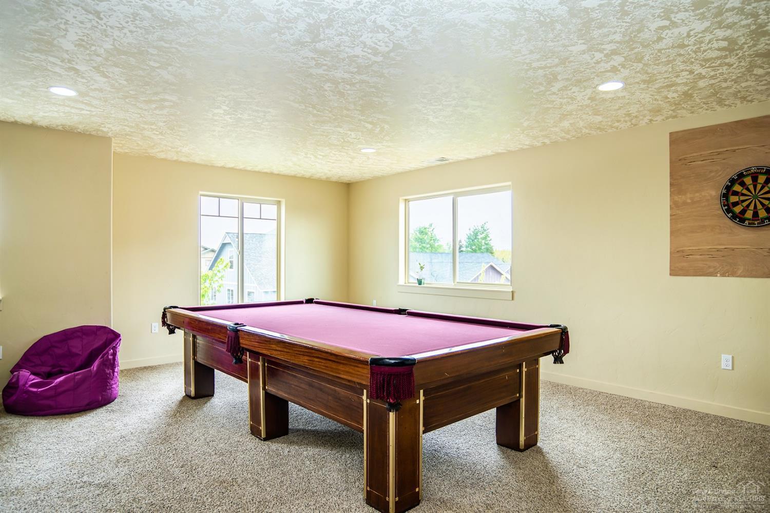 Ni Lah Sha Village - Residential