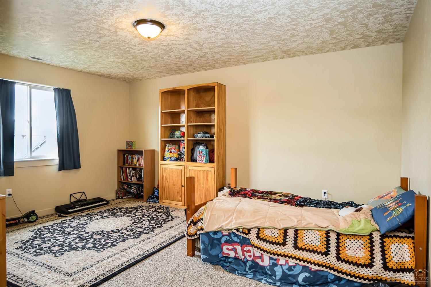 Ni Lah Sha Village - Residential