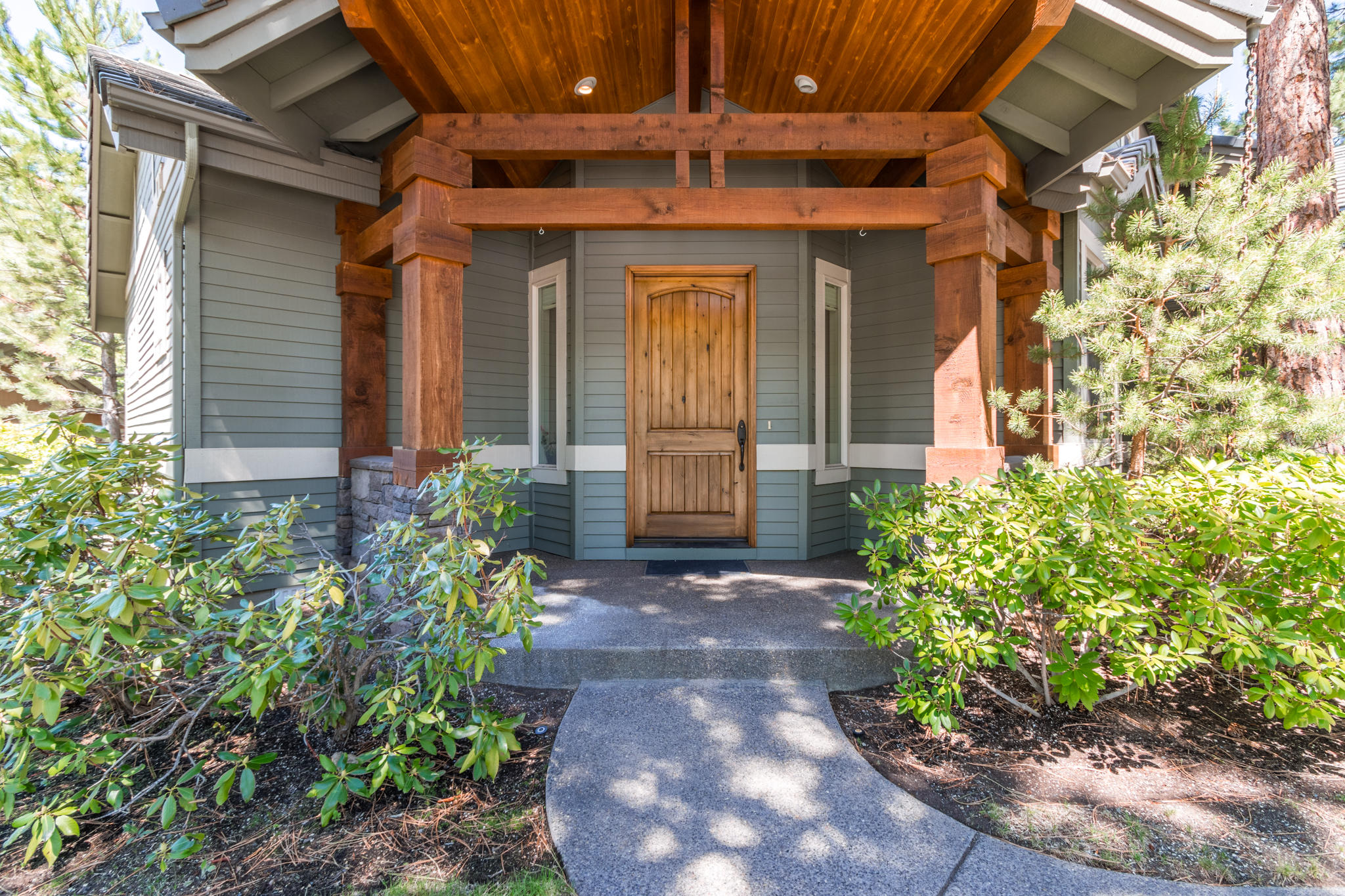 Broken Top - Residential