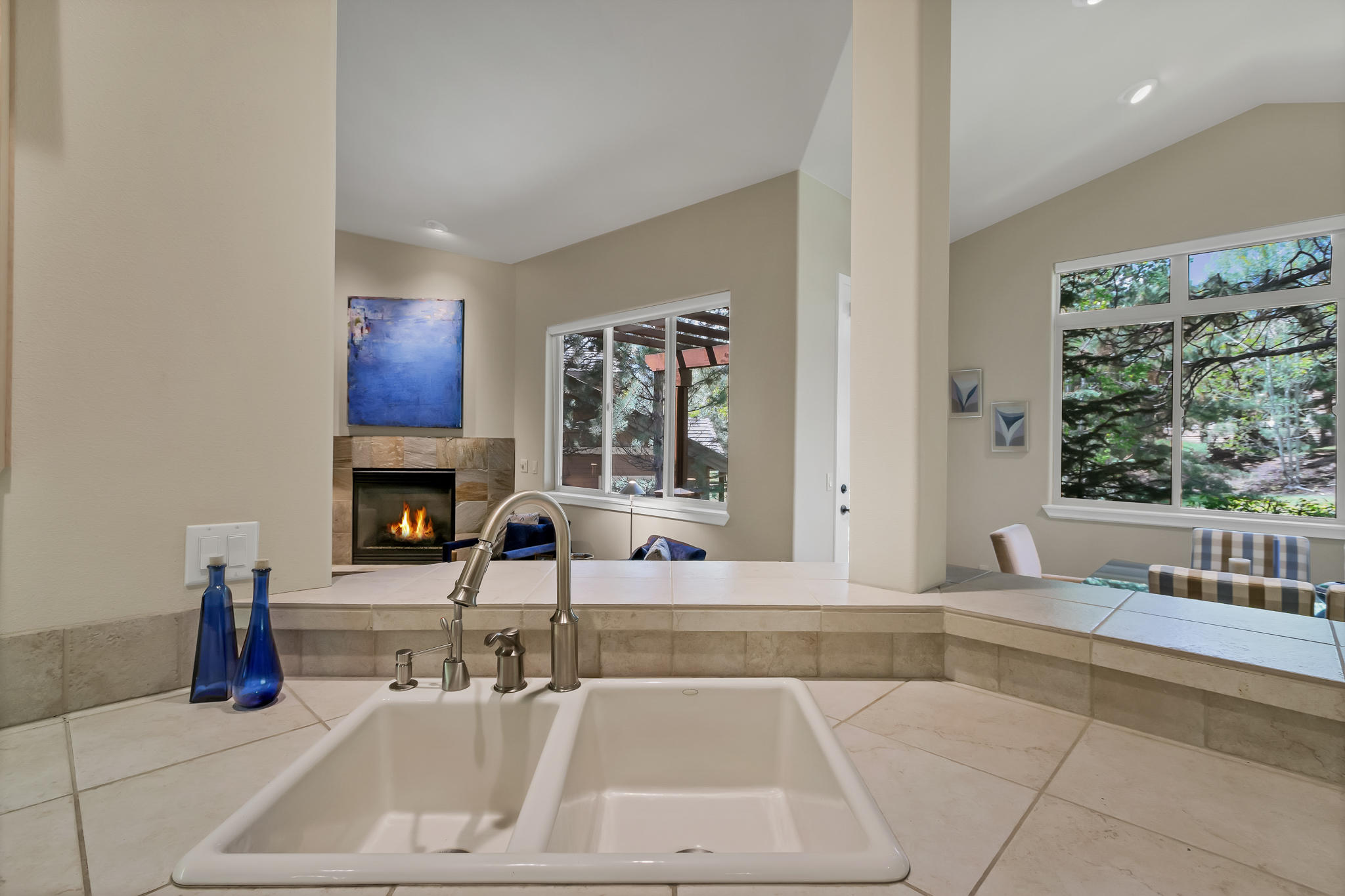 Broken Top - Residential