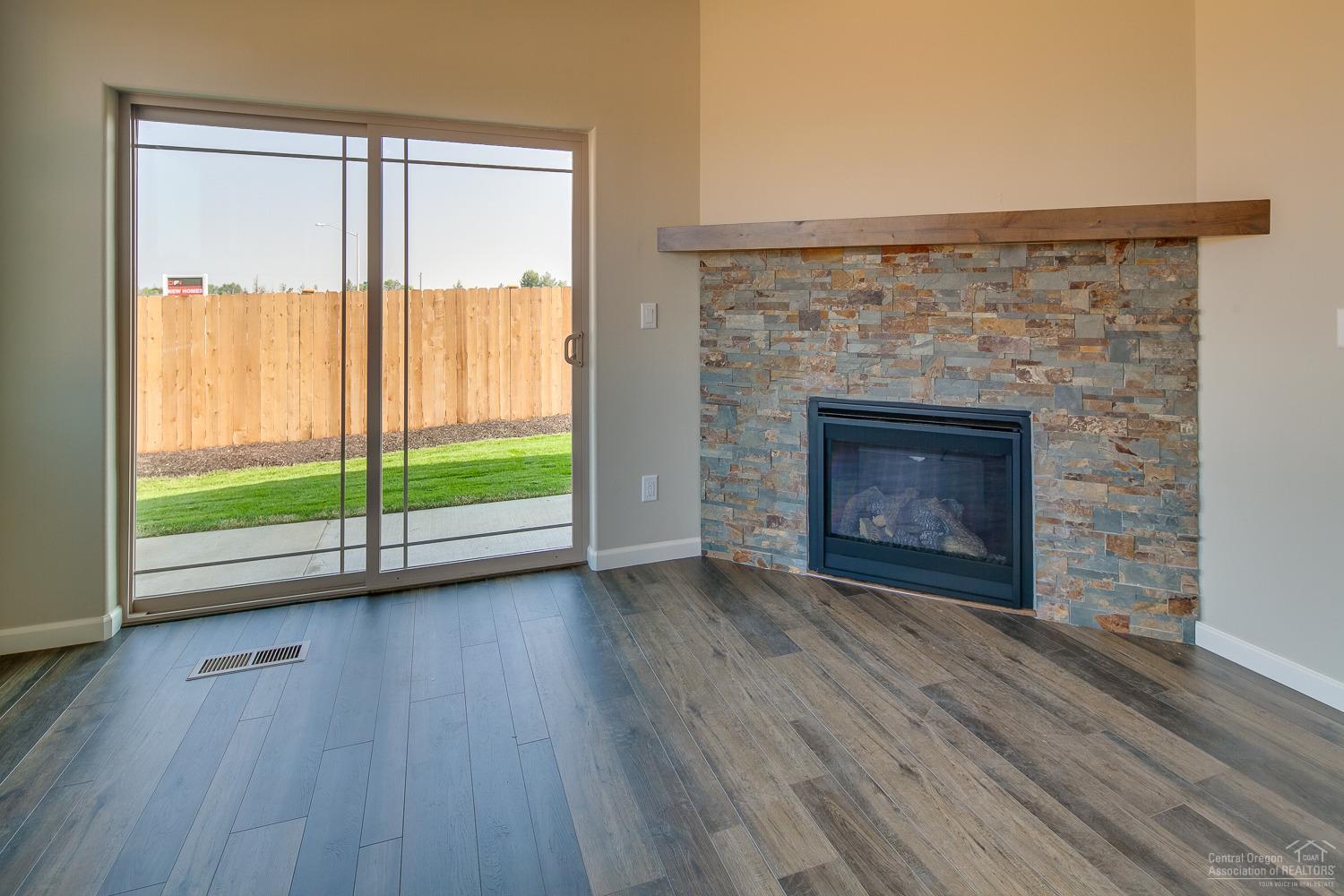 Fieldstone Crossing - Residential