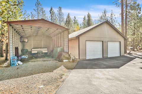 Tiny photo for 14840 Laurel Road, La Pine, OR 97739 (MLS # 220187595)