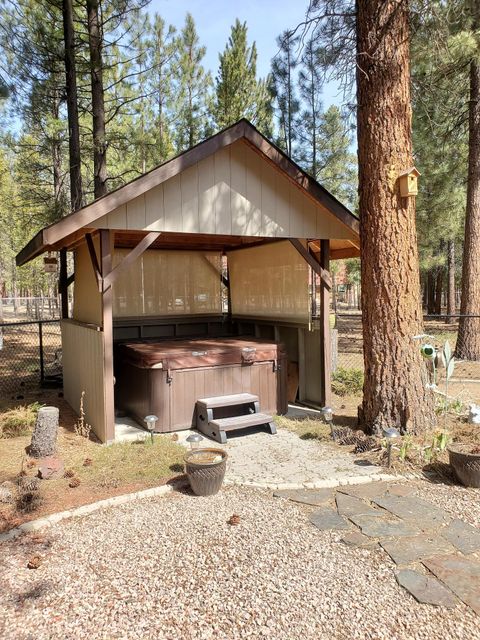 Tiny photo for 14840 Laurel Road, La Pine, OR 97739 (MLS # 220187595)
