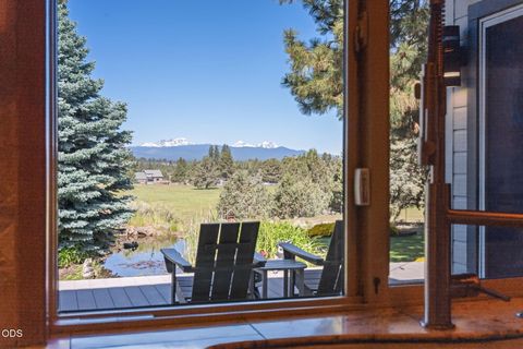 Tiny photo for 60376 Arnold Market RD, Bend, OR 97702 (MLS # 220222673)
