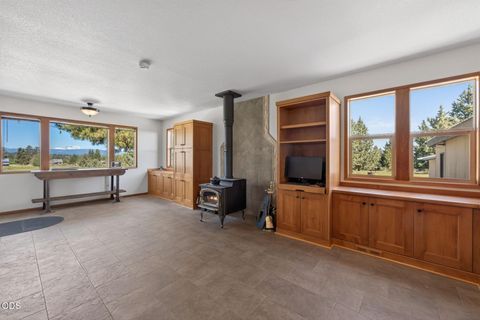 Tiny photo for 60376 Arnold Market RD, Bend, OR 97702 (MLS # 220222673)