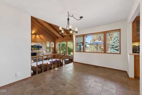 Tiny photo for 60376 Arnold Market RD, Bend, OR 97702 (MLS # 220222673)