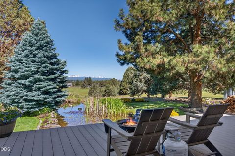 Tiny photo for 60376 Arnold Market RD, Bend, OR 97702 (MLS # 220222673)