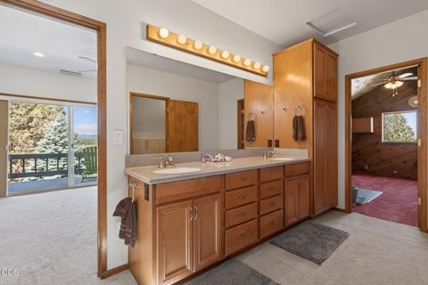 Tiny photo for 60376 Arnold Market RD, Bend, OR 97702 (MLS # 220222673)