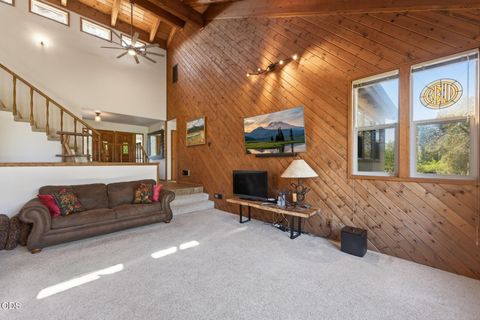 Tiny photo for 60376 Arnold Market RD, Bend, OR 97702 (MLS # 220222673)