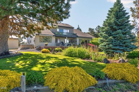 Tiny photo for 60376 Arnold Market RD, Bend, OR 97702 (MLS # 220222673)