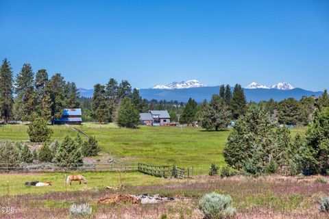 Tiny photo for 60376 Arnold Market RD, Bend, OR 97702 (MLS # 220222673)