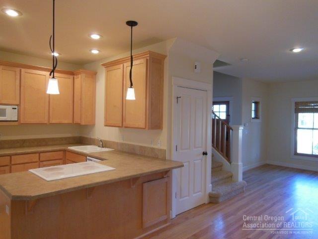 Pine Meadow Vill - Residential