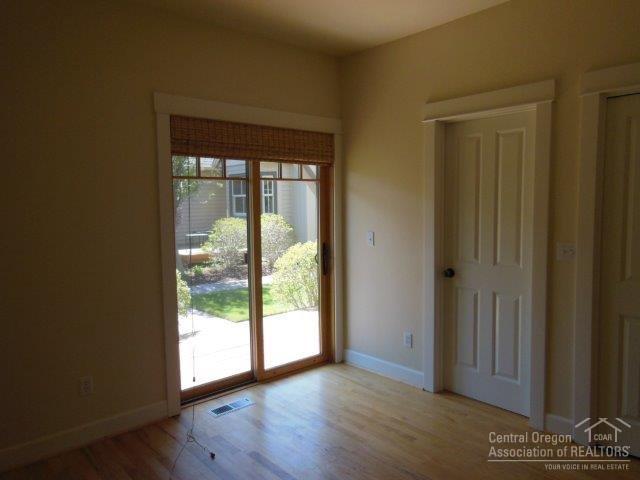 Pine Meadow Vill - Residential