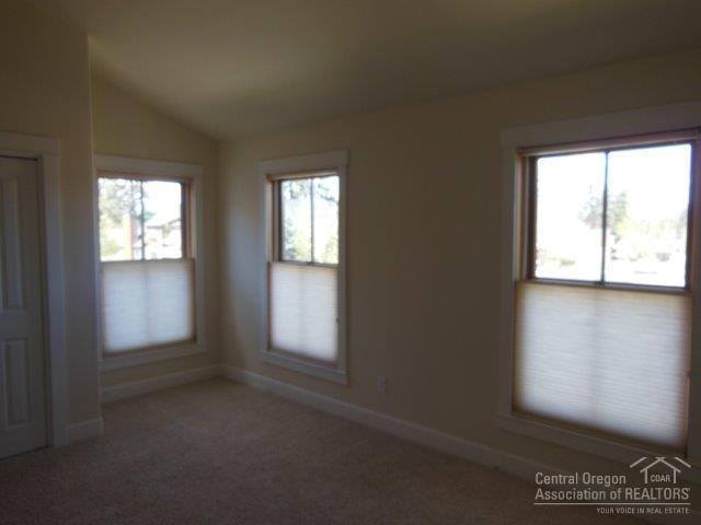 Pine Meadow Vill - Residential