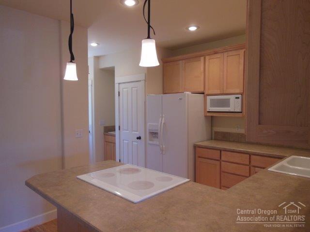 Pine Meadow Vill - Residential