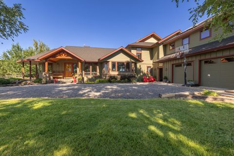 Tiny photo for 66255 White Rock Loop, Bend, OR 97703 (MLS # 220215535)