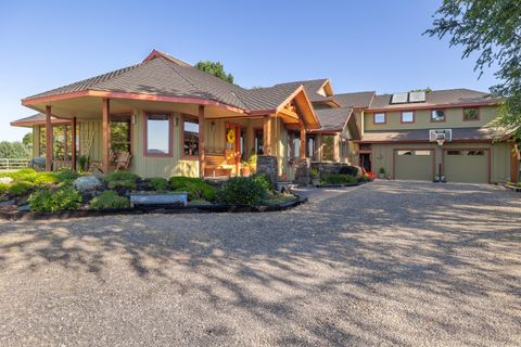 Tiny photo for 66255 White Rock Loop, Bend, OR 97703 (MLS # 220215535)