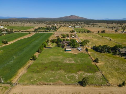 Tiny photo for 66255 White Rock Loop, Bend, OR 97703 (MLS # 220215535)