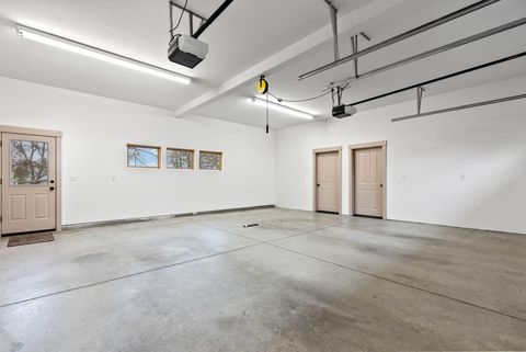 Tiny photo for 66255 White Rock Loop, Bend, OR 97703 (MLS # 220215535)