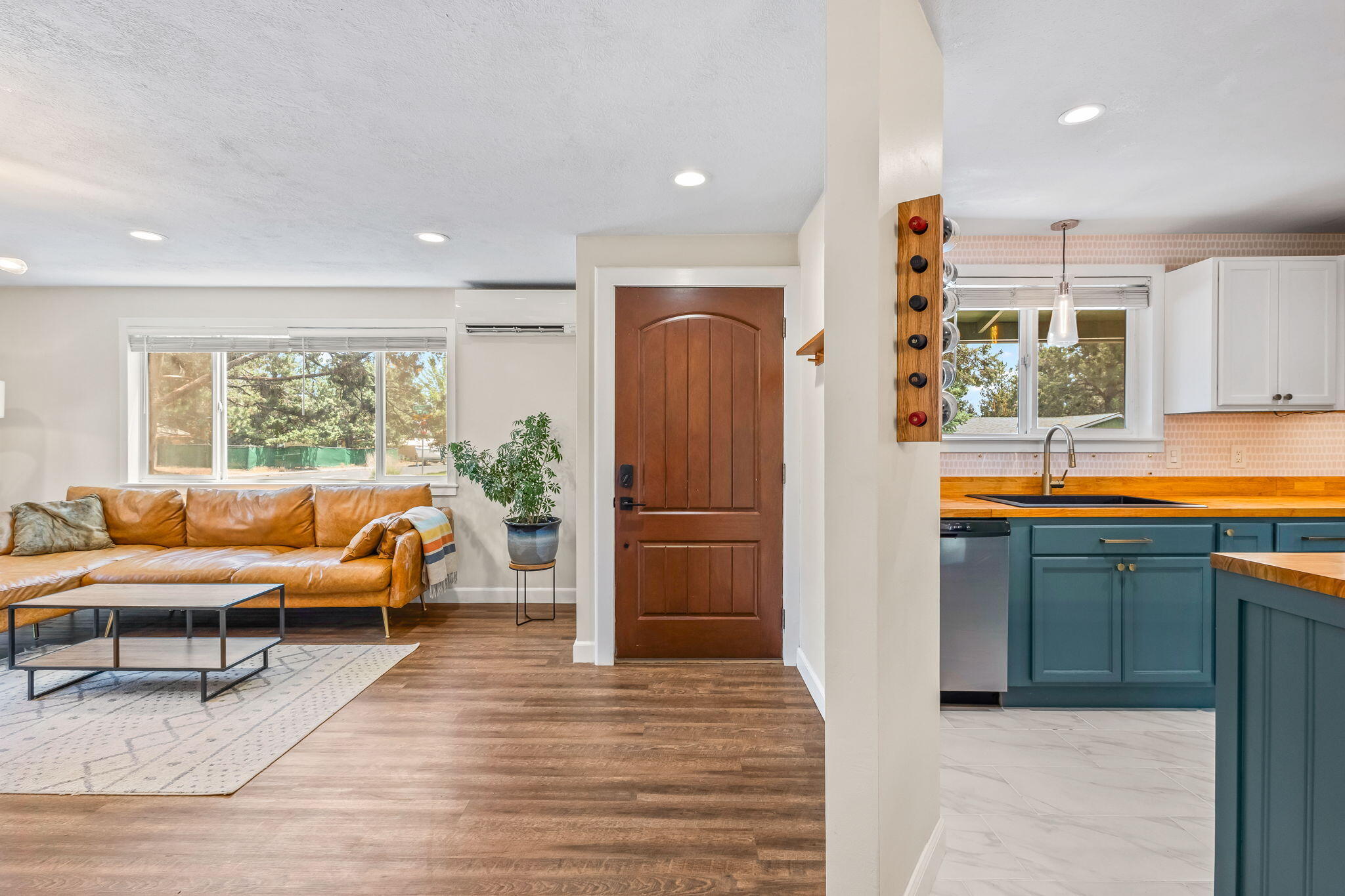 801 SE Polaris Court