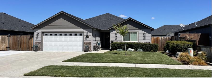 East Medford 3 bedroom, 2 bath, 2 car attached garage, RV parking, single story, 1,599 sq ft, hardwood in main areas, large master, dual vanities in master bathroom, fenced back yard, sheds, auto sprinklers, great neighborhood.