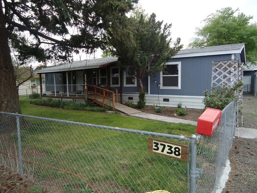 A move in ready 3 bed 2 full bath 1572 sf home on .48 acres detatched 1440sf garage/shop. 3 carports, Chicken Coop Garden, fully fenced. Newer Appliances, painted inside and out, Room for RV with Electric Service, New Roof on house and Garage/Shop 2018, hot water heater, furnace, a/c, new gravel, New Steel Doors on home and Shop.A 10 x 20 Out building with electricity. Call for an appointment to see this sparkling clean, move in ready home.