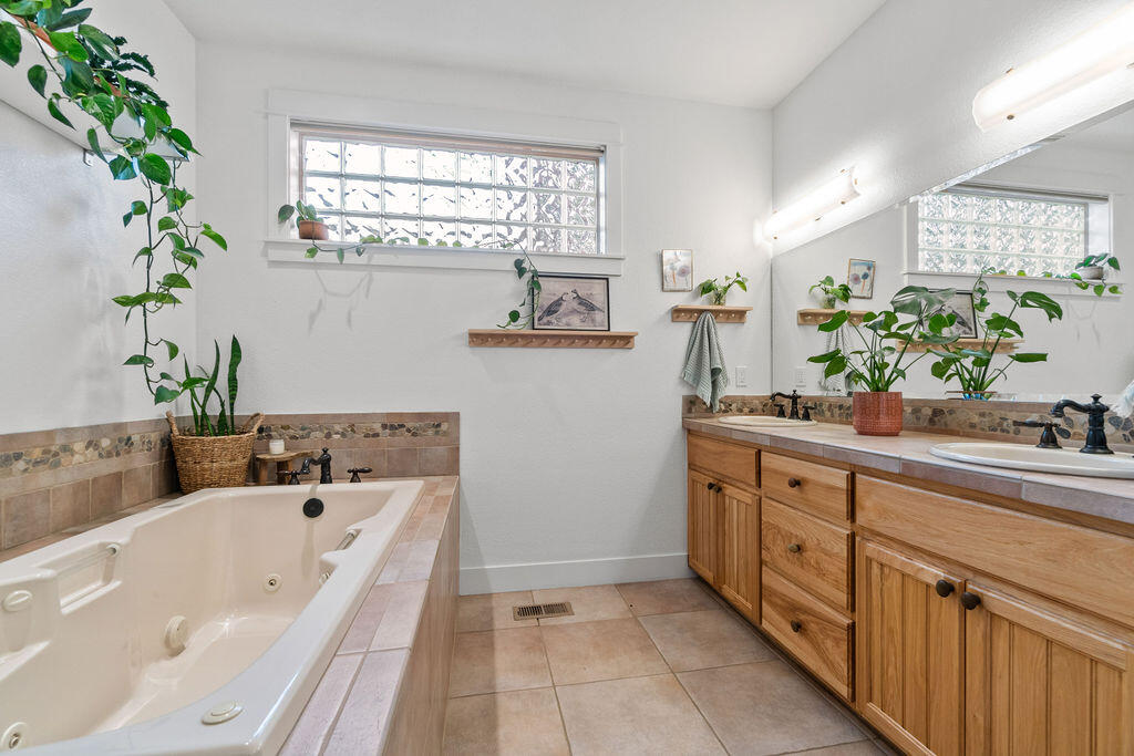 Shevlin Ridge - Residential