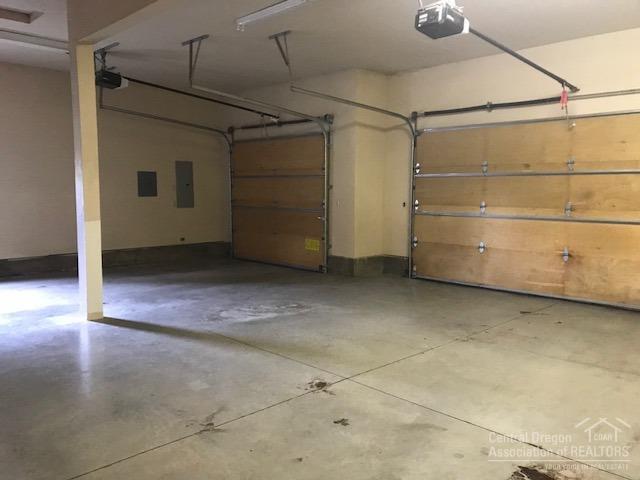 McKenzie Estates - Residential