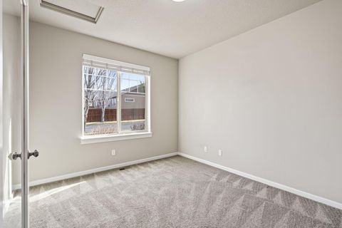 Tiny photo for 537 NW 28th Street, Redmond, OR 97756 (MLS # 220217028)