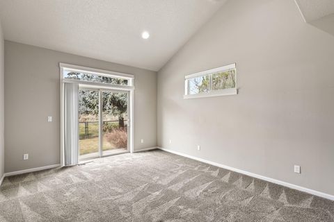 Tiny photo for 537 NW 28th Street, Redmond, OR 97756 (MLS # 220217028)