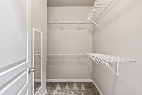 Tiny photo for 537 NW 28th Street, Redmond, OR 97756 (MLS # 220217028)