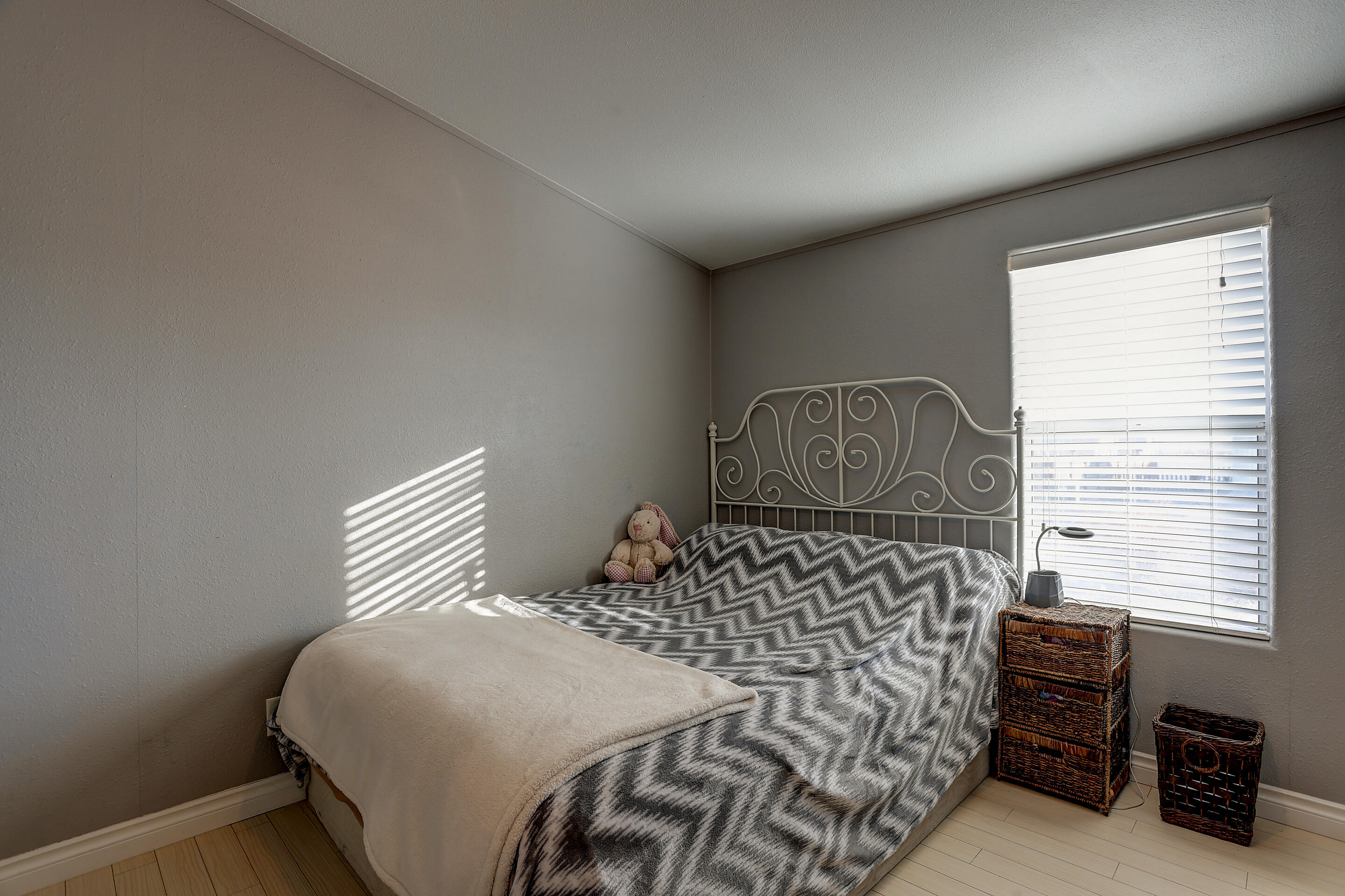 East Valley View Est - Residential