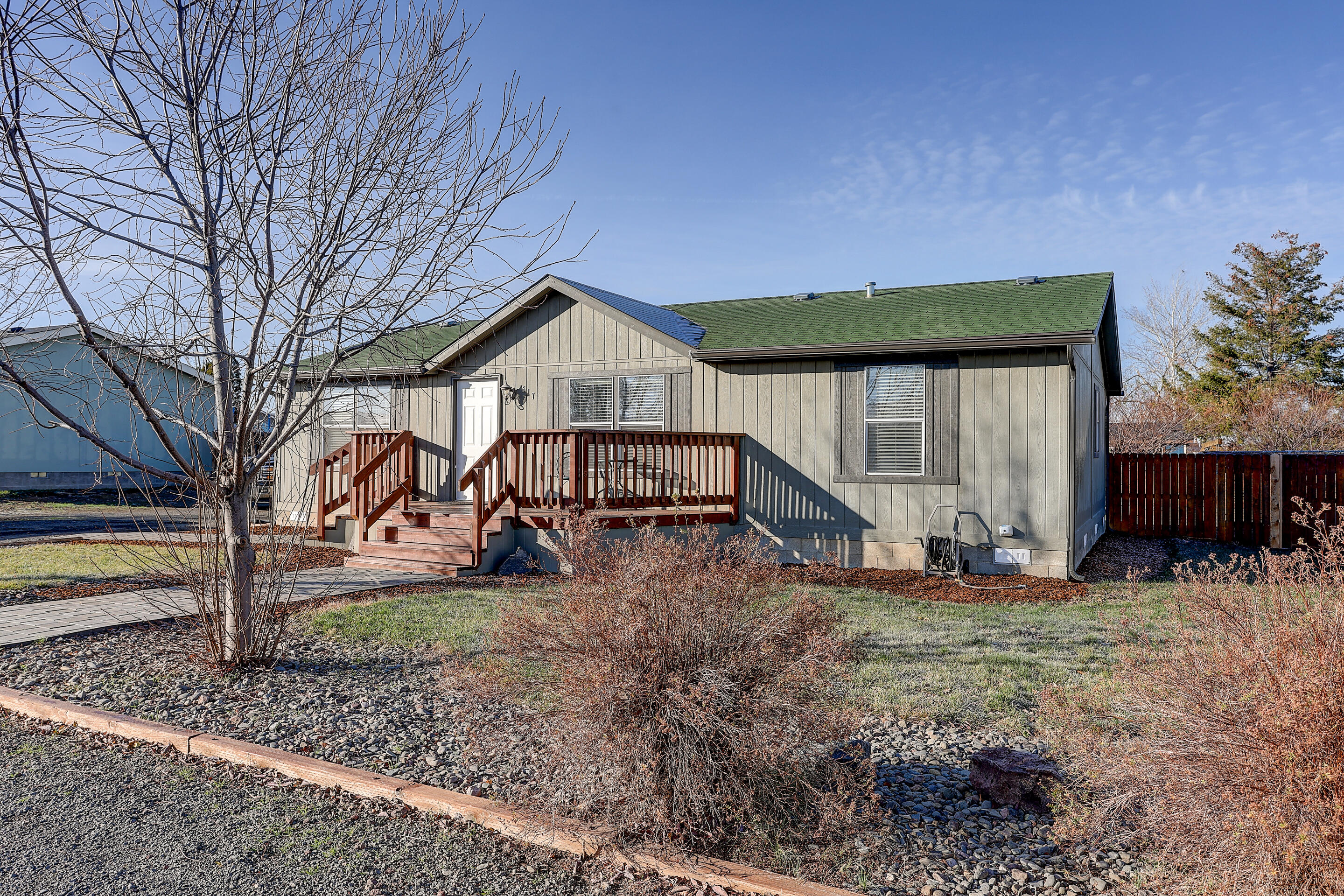 East Valley View Est - Residential