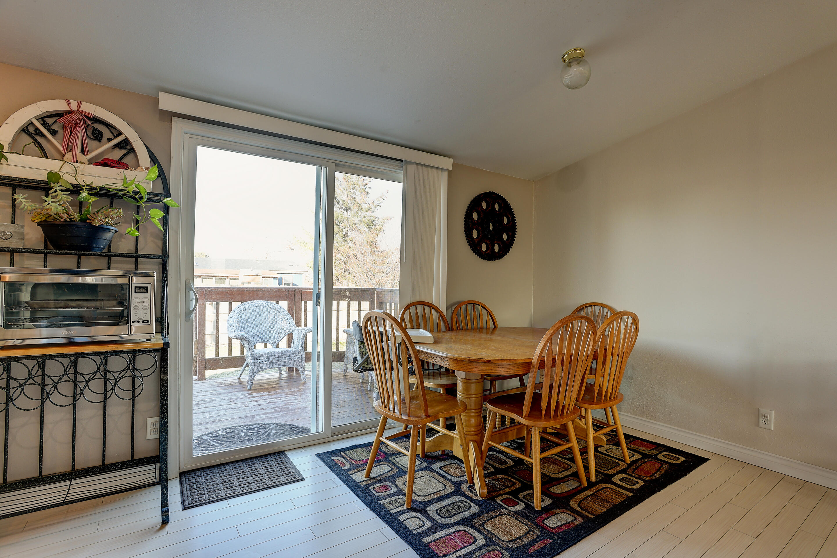 East Valley View Est - Residential