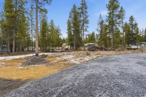 Tiny photo for 16261 Twin Drive, La Pine, OR 97739 (MLS # 220215235)
