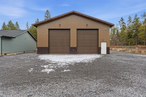Tiny photo for 16261 Twin Drive, La Pine, OR 97739 (MLS # 220215235)