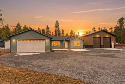 Tiny photo for 16261 Twin Drive, La Pine, OR 97739 (MLS # 220215235)