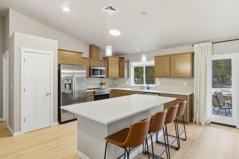 Tiny photo for 16261 Twin Drive, La Pine, OR 97739 (MLS # 220215235)