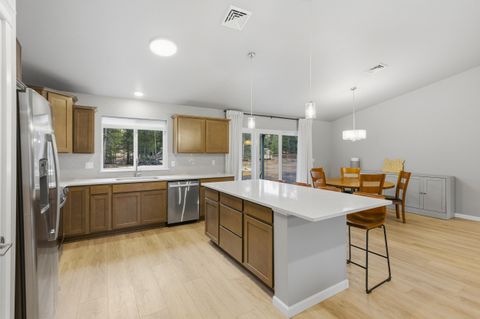 Tiny photo for 16261 Twin Drive, La Pine, OR 97739 (MLS # 220215235)