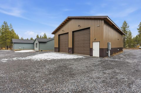 Tiny photo for 16261 Twin Drive, La Pine, OR 97739 (MLS # 220215235)