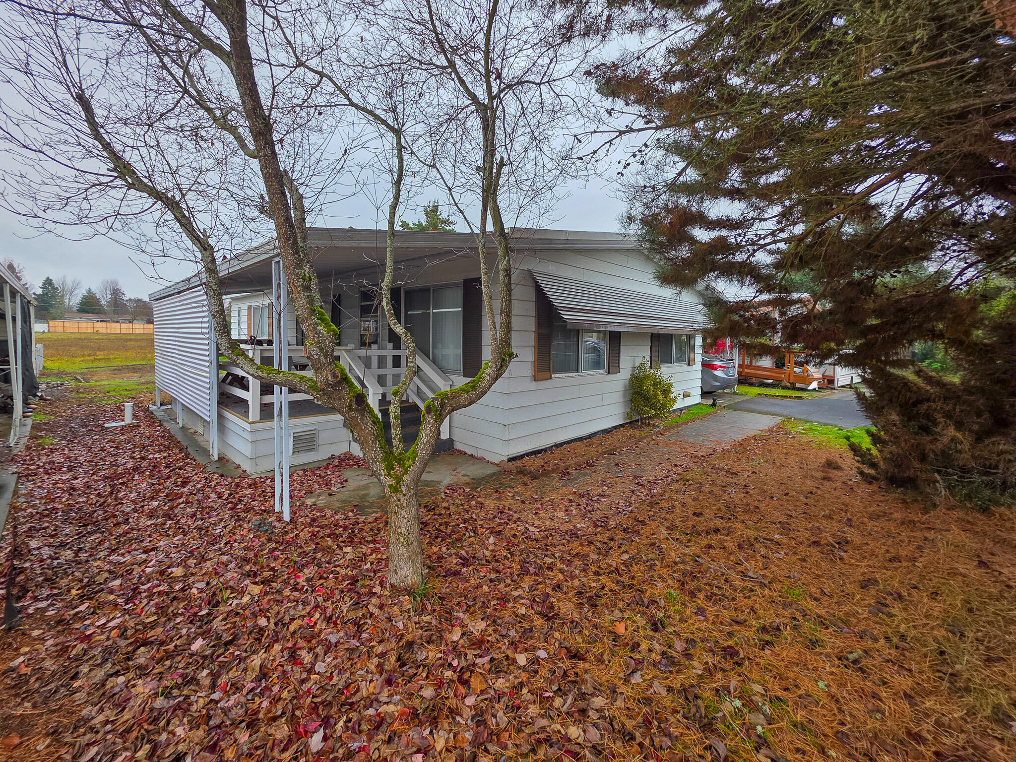 Rogue Lea Estates - Residential