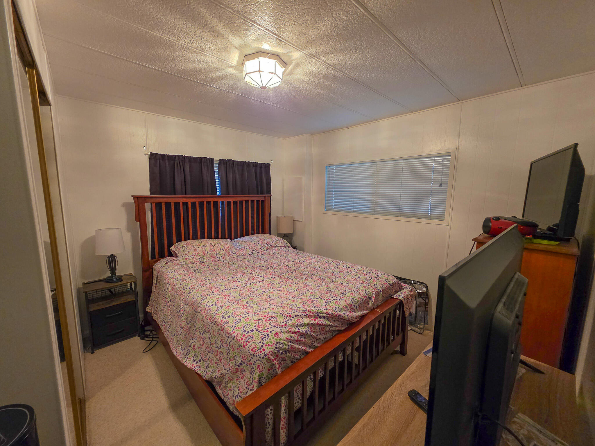 Rogue Lea Estates - Residential