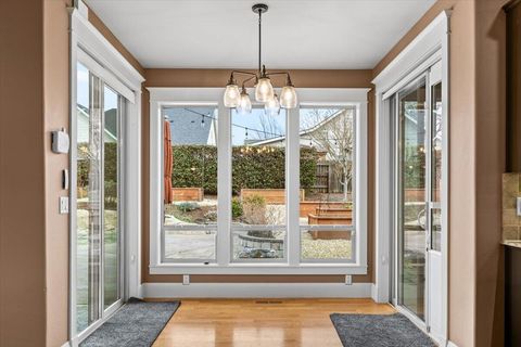 Tiny photo for 637 Oak Wood, Eagle Point, OR 97524 (MLS # 220216968)