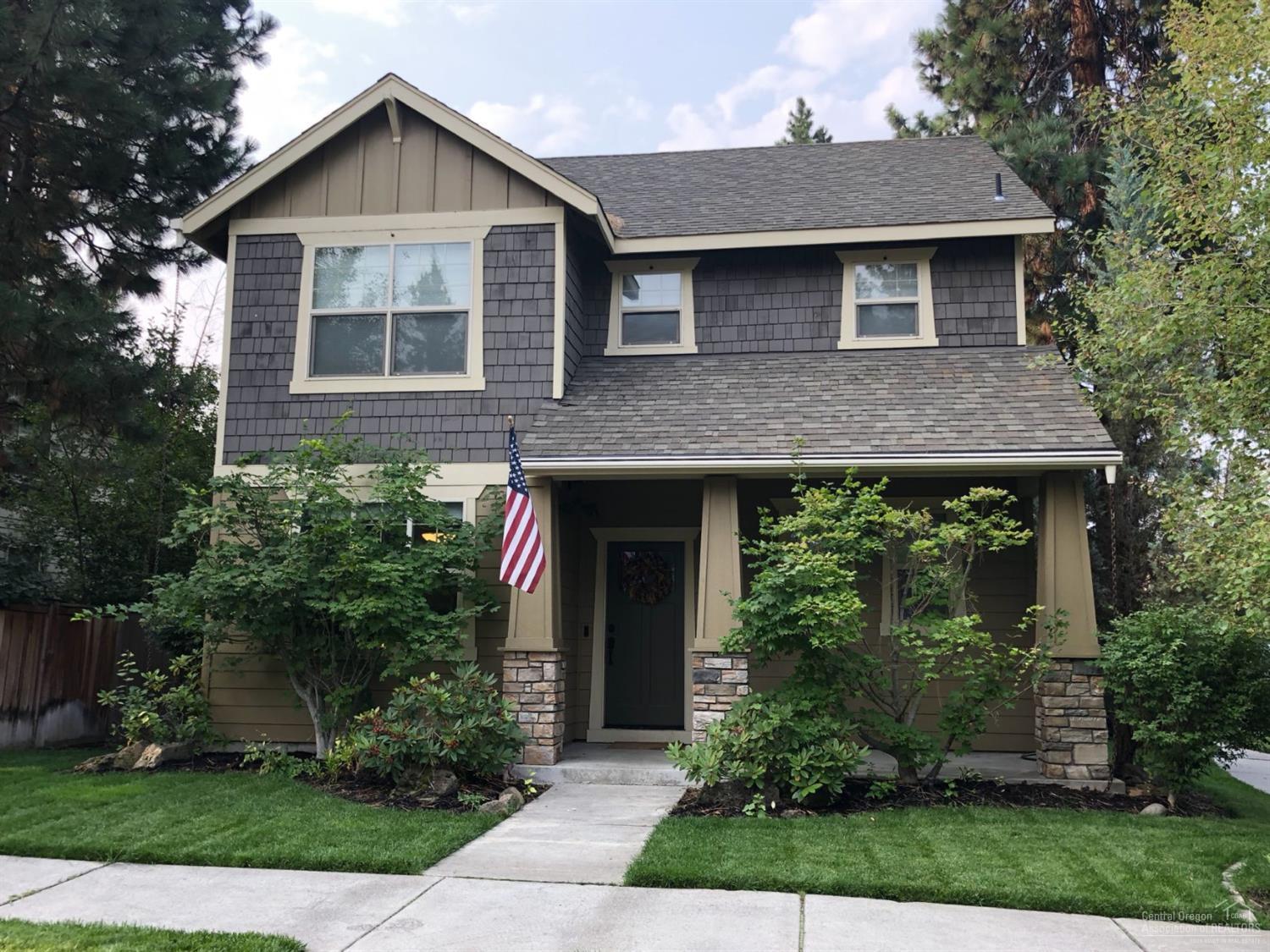 Hollygrape - Residential