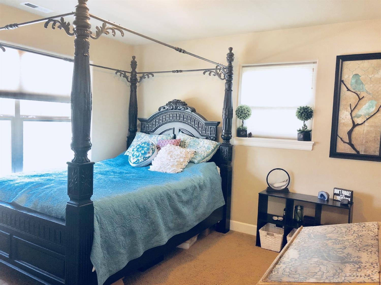 Hollygrape - Residential